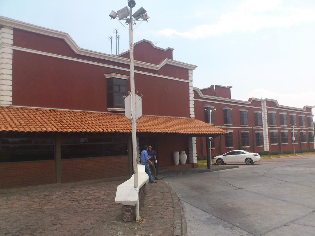 Hotel San Jeronimo Inn Toluca Bagian luar foto