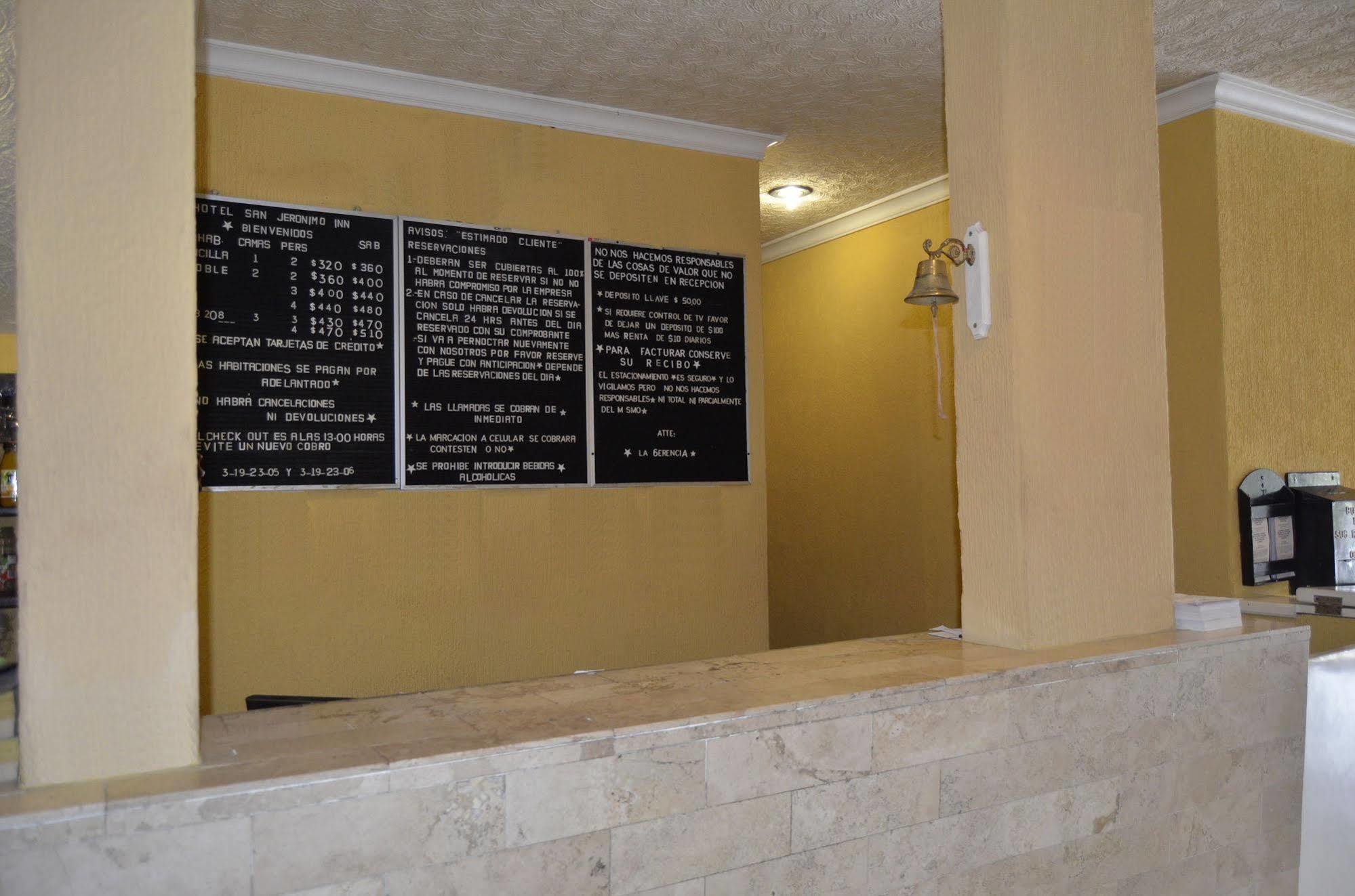 Hotel San Jeronimo Inn Toluca Bagian luar foto