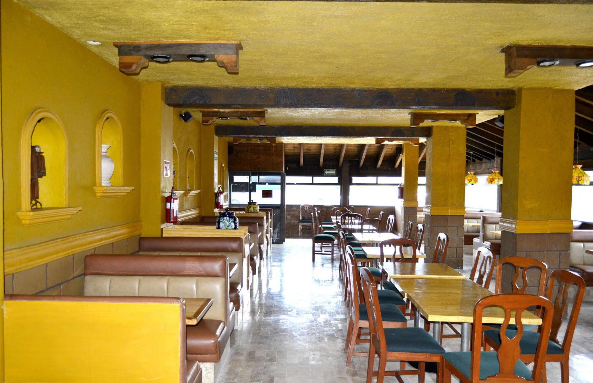 Hotel San Jeronimo Inn Toluca Bagian luar foto